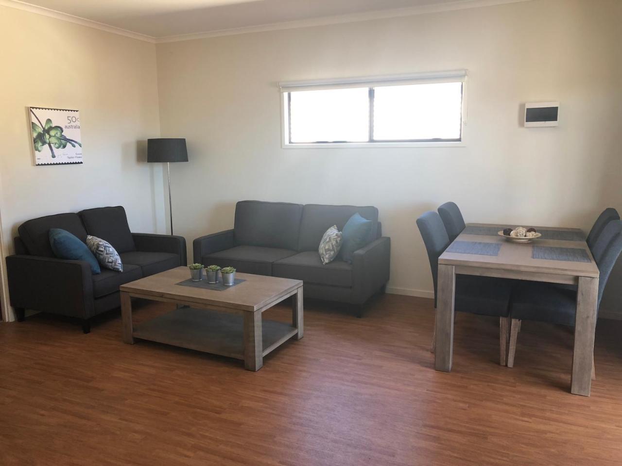 וויאלה The Sundowner Cabin & Tourist Park מראה חיצוני תמונה